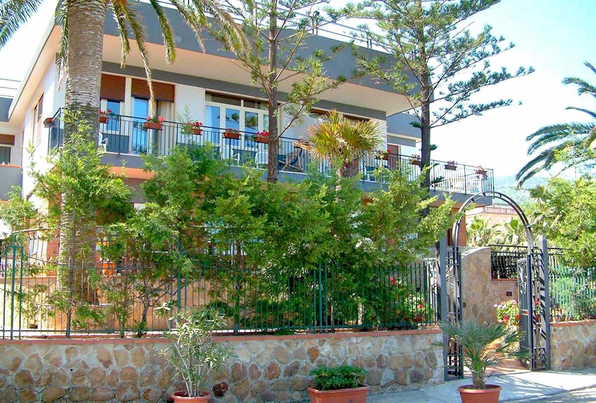 Villa Gaia Hotel Cefalù Exterior foto